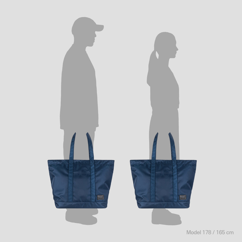 
                      
                        Staple Travel Tote Navy
                      
                    