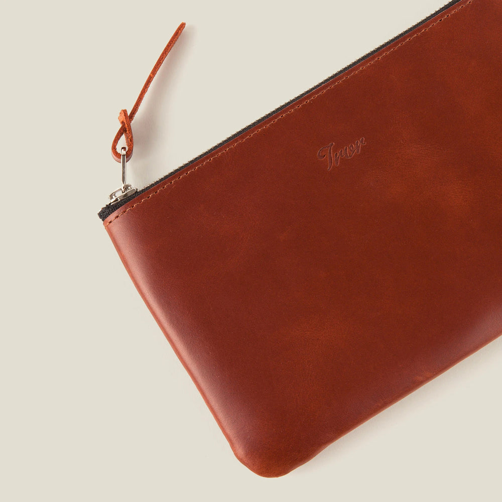 
                  
                    Leather Pouch M Brick
                  
                