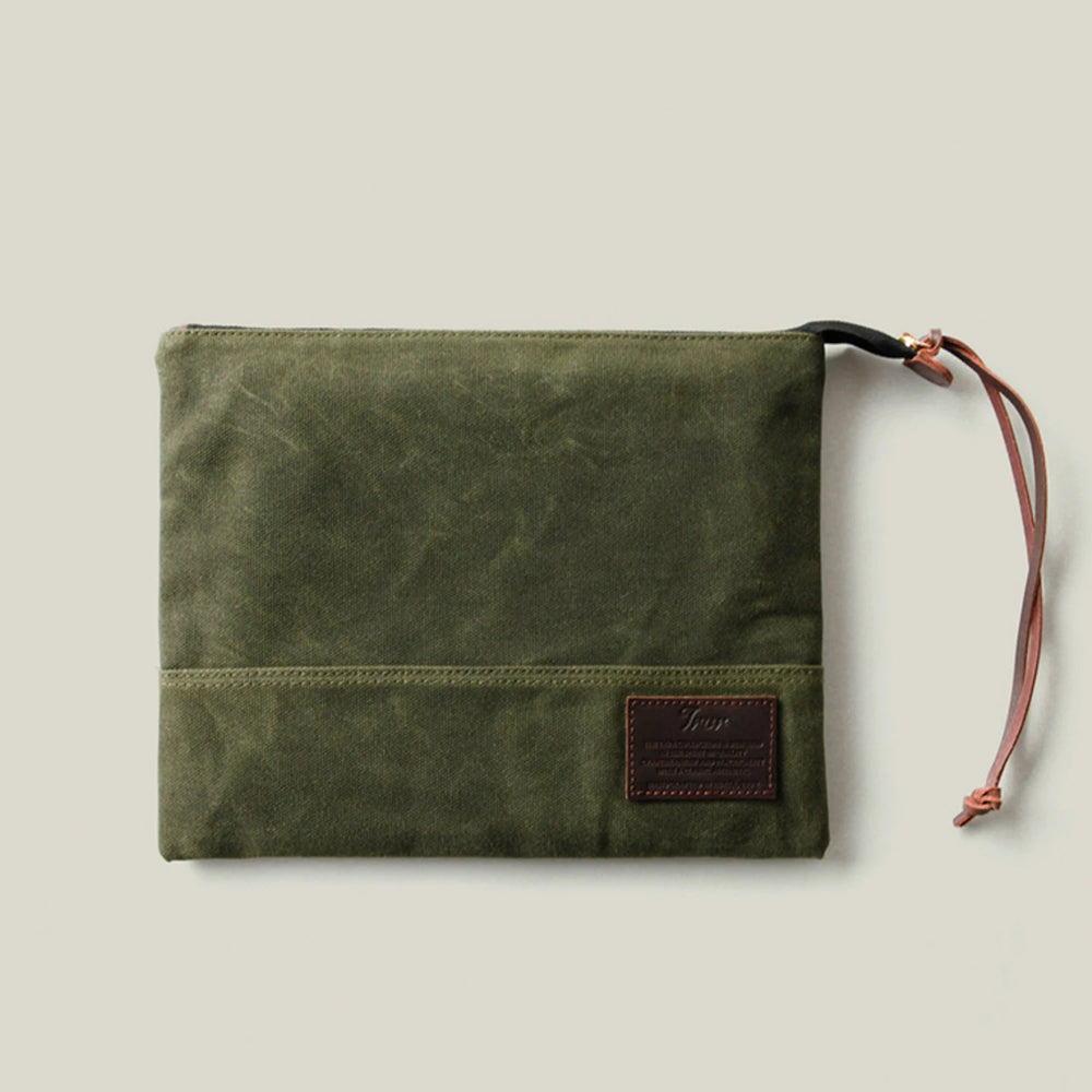 
                  
                    Travel Pouch M Olive Green
                  
                